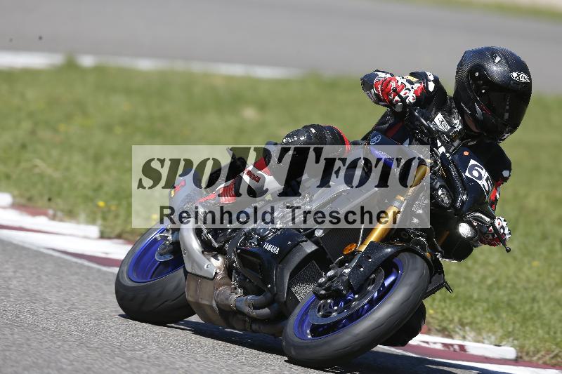 Archiv-2025/48 25.08.2025 Cornu Master School ADR/rot-rouge/65